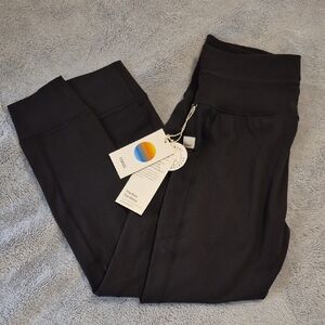 Vuori Daily Pocket Leggings In Black